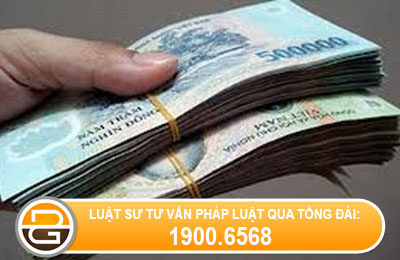 Bat-giu-ve-hanh-vi-lam-dung-chuc-quyen-thu-them-phi