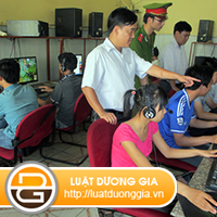 Kinh-doanh-internet-duoi-hanh-lang-tuyen-dien-cao-the