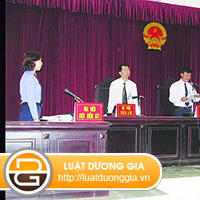 Toa-so-tham-khong-giao-ban-han-dung-thoi-han