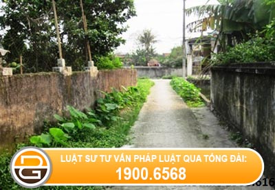 co-duoc-mo-cua-so-ra-khoang-khong-ngo-di-chung-khong