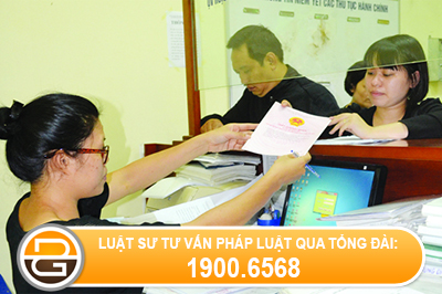 dia-chinh-xa-co-duoc-giu-giay-chung-nhan-quyen-su-dung-dat-khong-