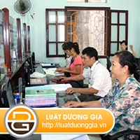 giam-doc-van-phong-dang-ky-dat-dai-co-phai-cong-chuc-khong