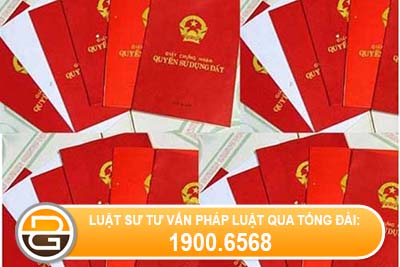 hoi-ve-dat-no-thue-co-duoc-chuyen-nhuong-hay-khong