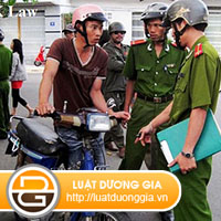 luat-su-tu-van-ve-phat-vi-pham-khi-khong-co-giay-to-xe-may