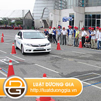 mat-bang-lai-co-duoc-dieu-khien-xe-o-to