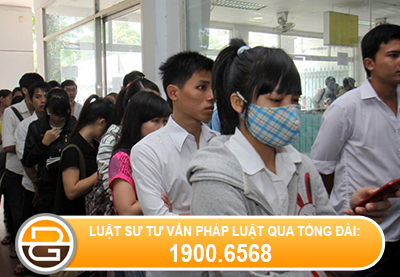 nha-truong-giu-the-du-thi-do-khong-nop-hoc-phi-hoc-phu-dao-