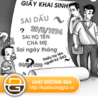sua-doi-giay-khai-sinh-va-nhap-khau-qua-han-cho-con