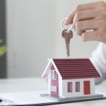 Dịch vụ Luật sư hỗ trợ thủ tục tặng cho, thừa kế nhà đất